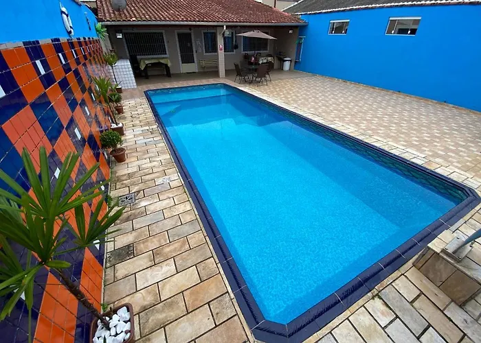Casa Com Piscina E Churrasqueira