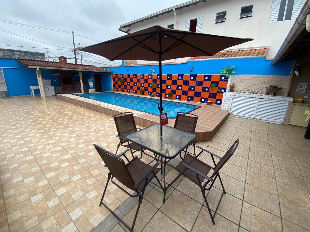 Casa Com Piscina E Churrasqueira * Praia Grande (Santos)